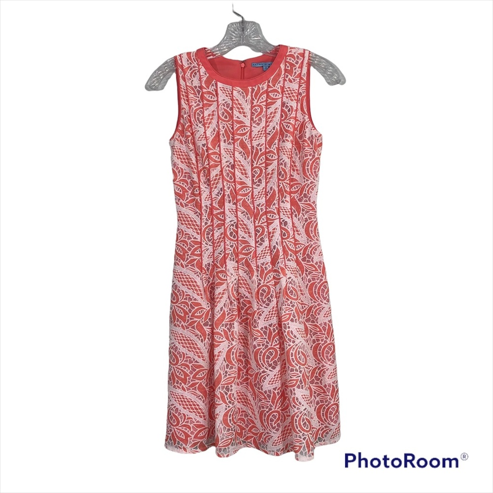 Antonio Melani size 0 sleeveless dress with lace overlay